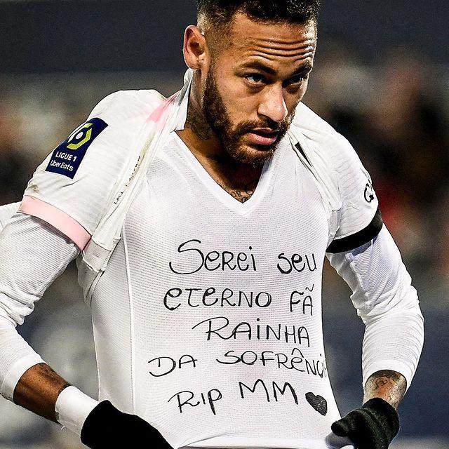 九球直播奇异果体育-内马尔2球致哀飞机失事女歌手 身后留下3百首歌曲